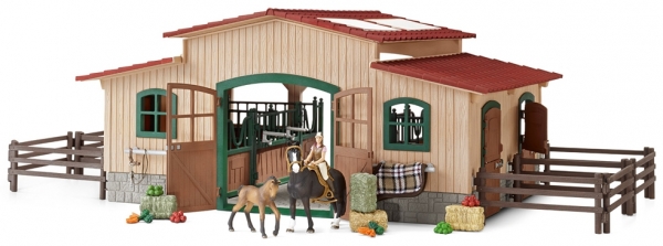 Schleich Pferdehof mit Zubehör